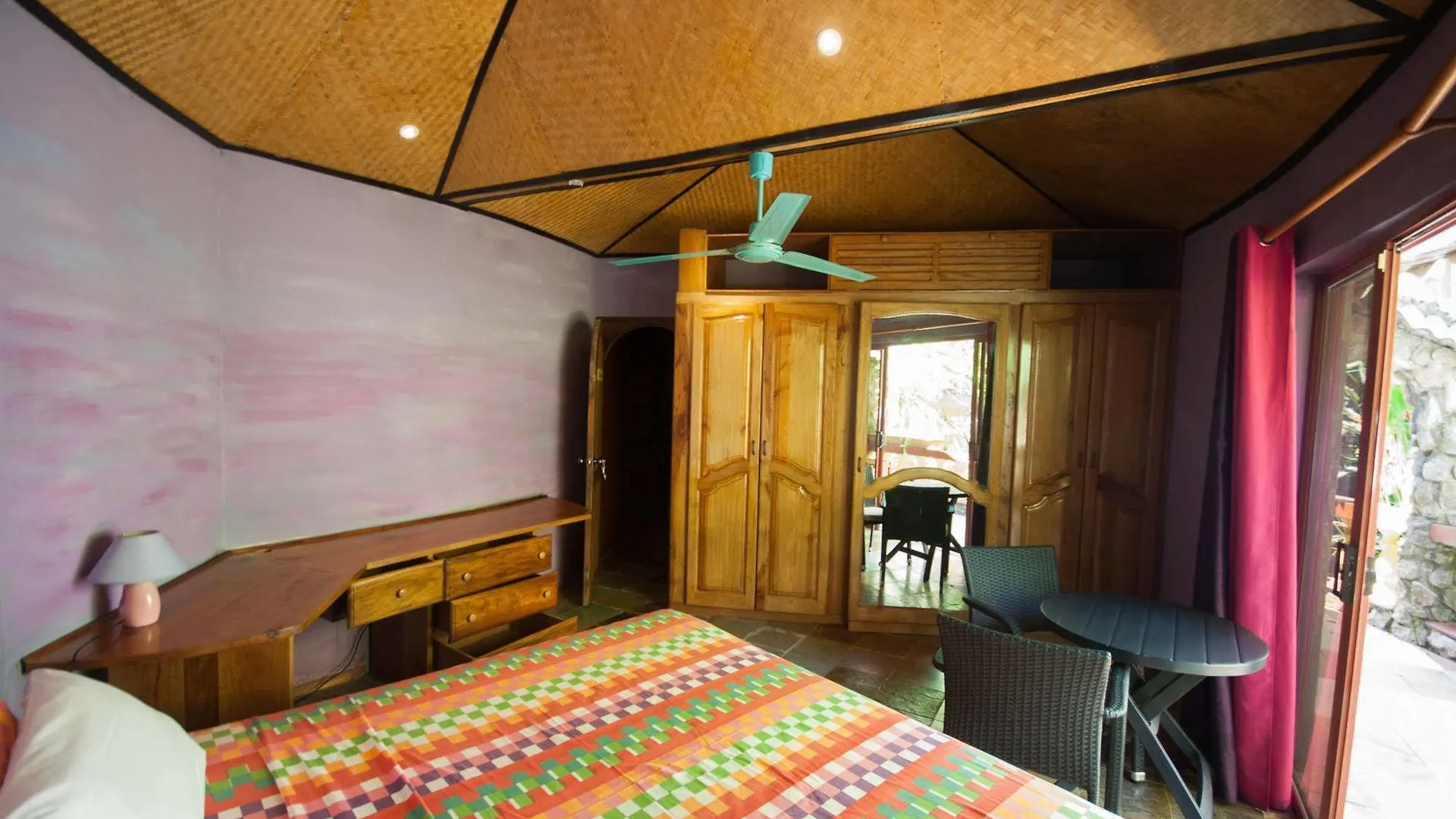 Le Triskell - Guest House Anse aux Pins Hotel